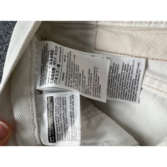 Levi's 501 Shorts Mens Size 30 White Denim Cut Off Raw Hem Summer Casual - Picture 7 of 10